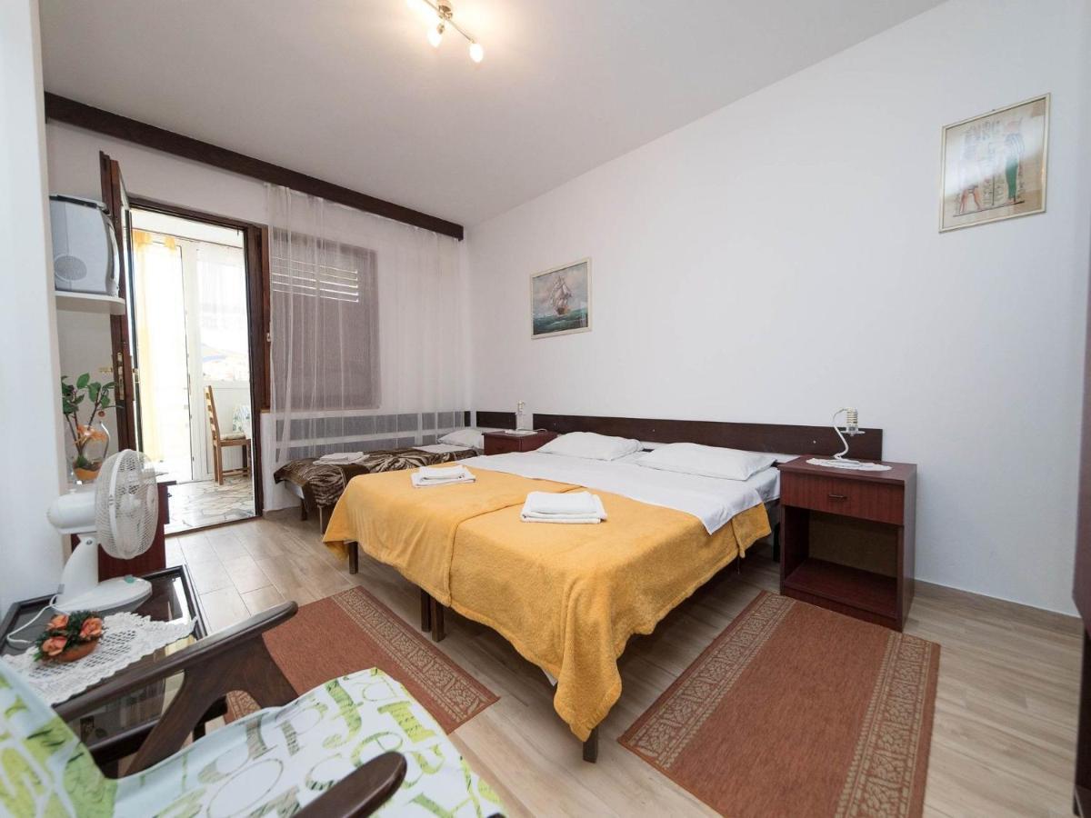 Apartments Biserka Цриквениця Екстер'єр фото