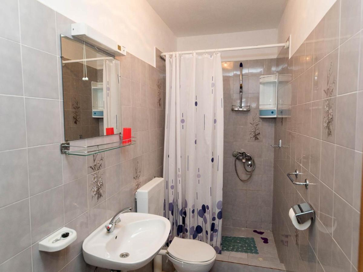Apartments Biserka Цриквениця Екстер'єр фото
