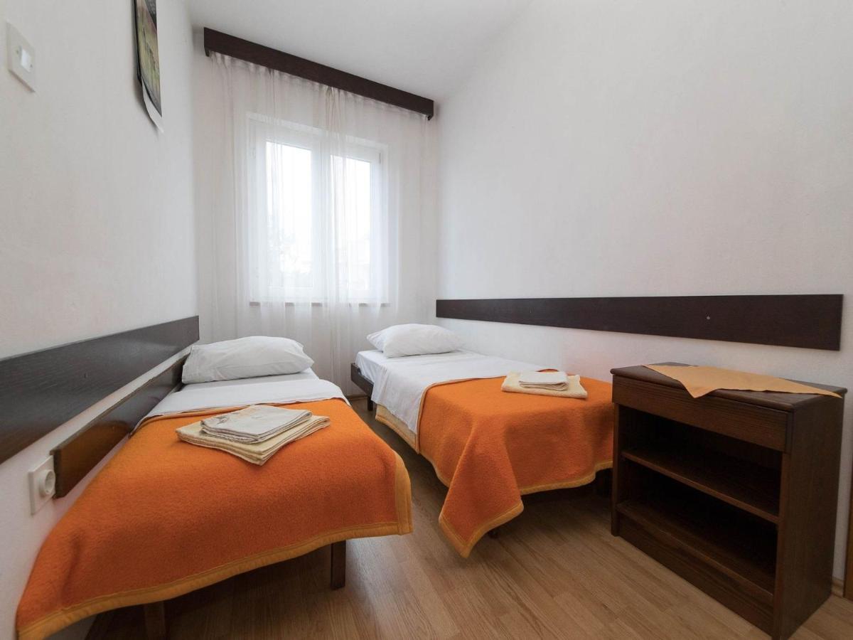 Apartments Biserka Цриквениця Екстер'єр фото
