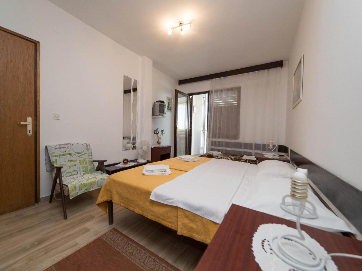 Apartments Biserka Цриквениця Екстер'єр фото