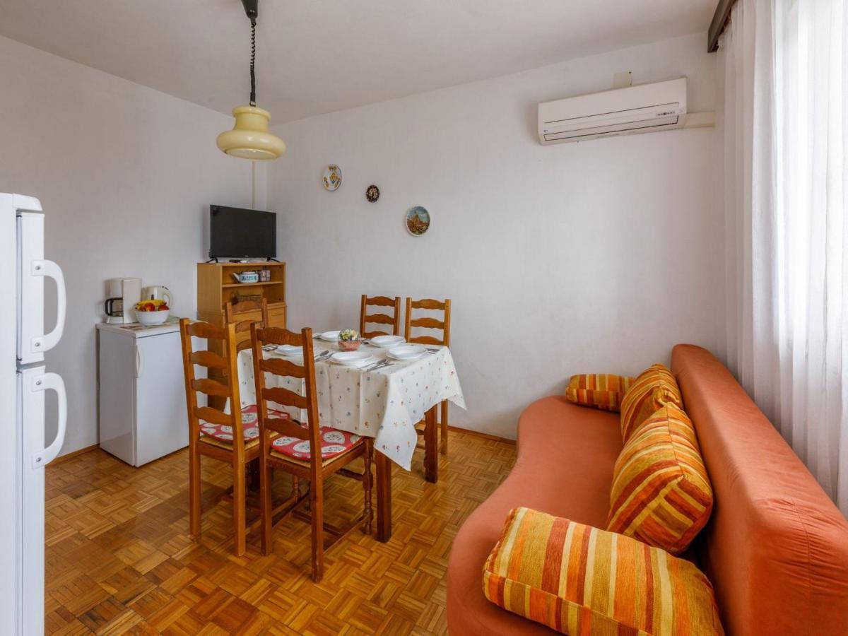 Apartments Biserka Цриквениця Екстер'єр фото